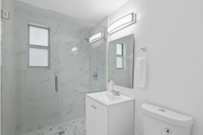Beachfront Bliss 1BR Miami Beach